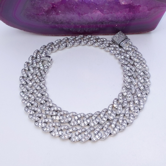 18" x 10mm Silver Finish Miami Cuban Chain - Picture 4 of 12